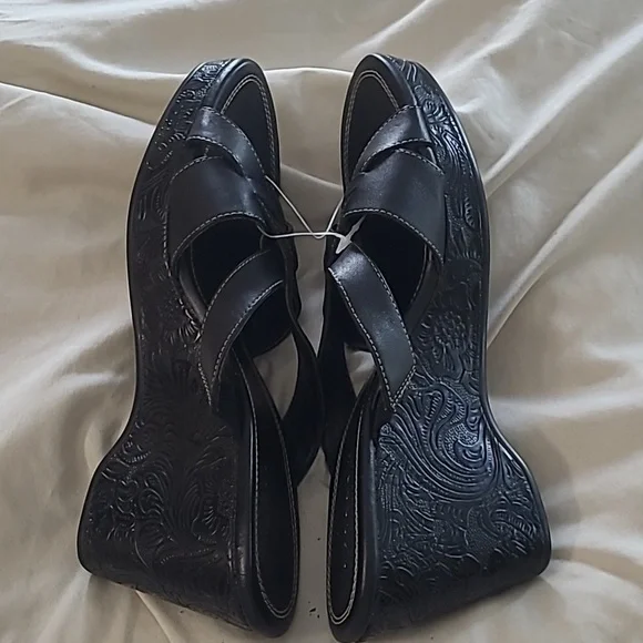 AXCESS Liz Clairborne Wedge Sandals Nwot - Picture 2 of 7